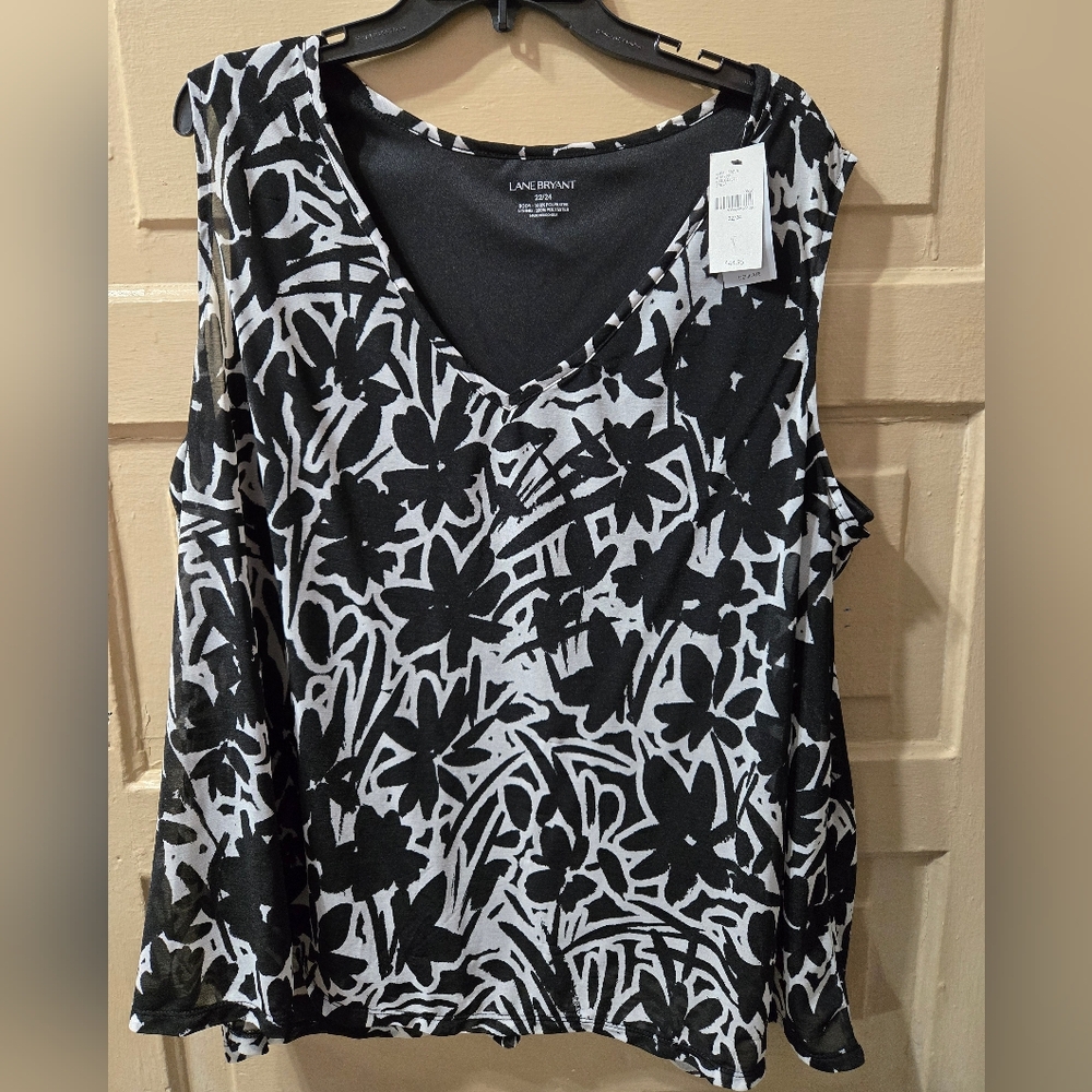 Lane Bryant Black Gray Floral V-Neck Sleeveless Sheer Lined Blouse NWT